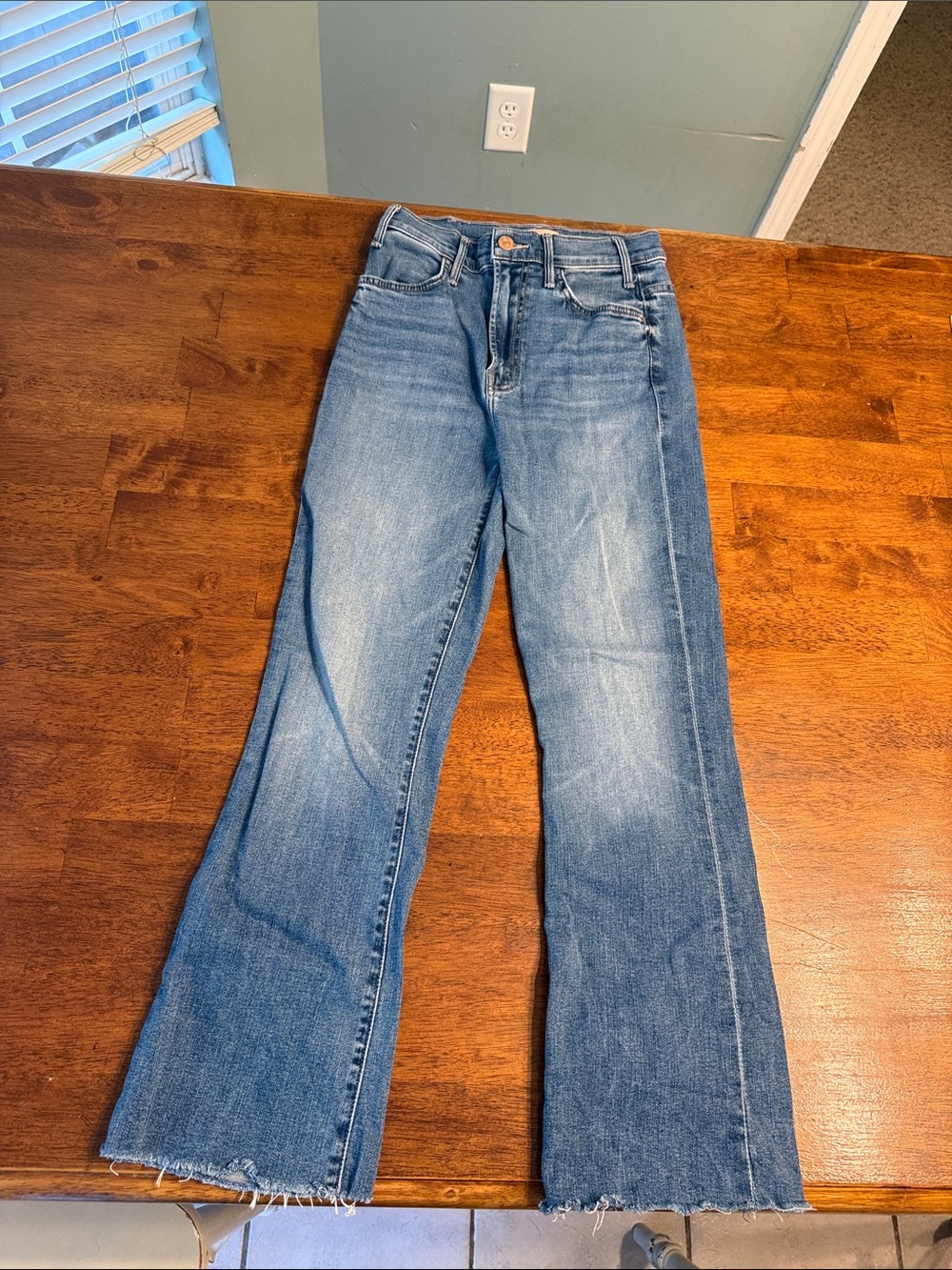 MOTHER The Hustler Ankle Fray Jeans High Rise Crop Flare Blue 25 Healing Jar